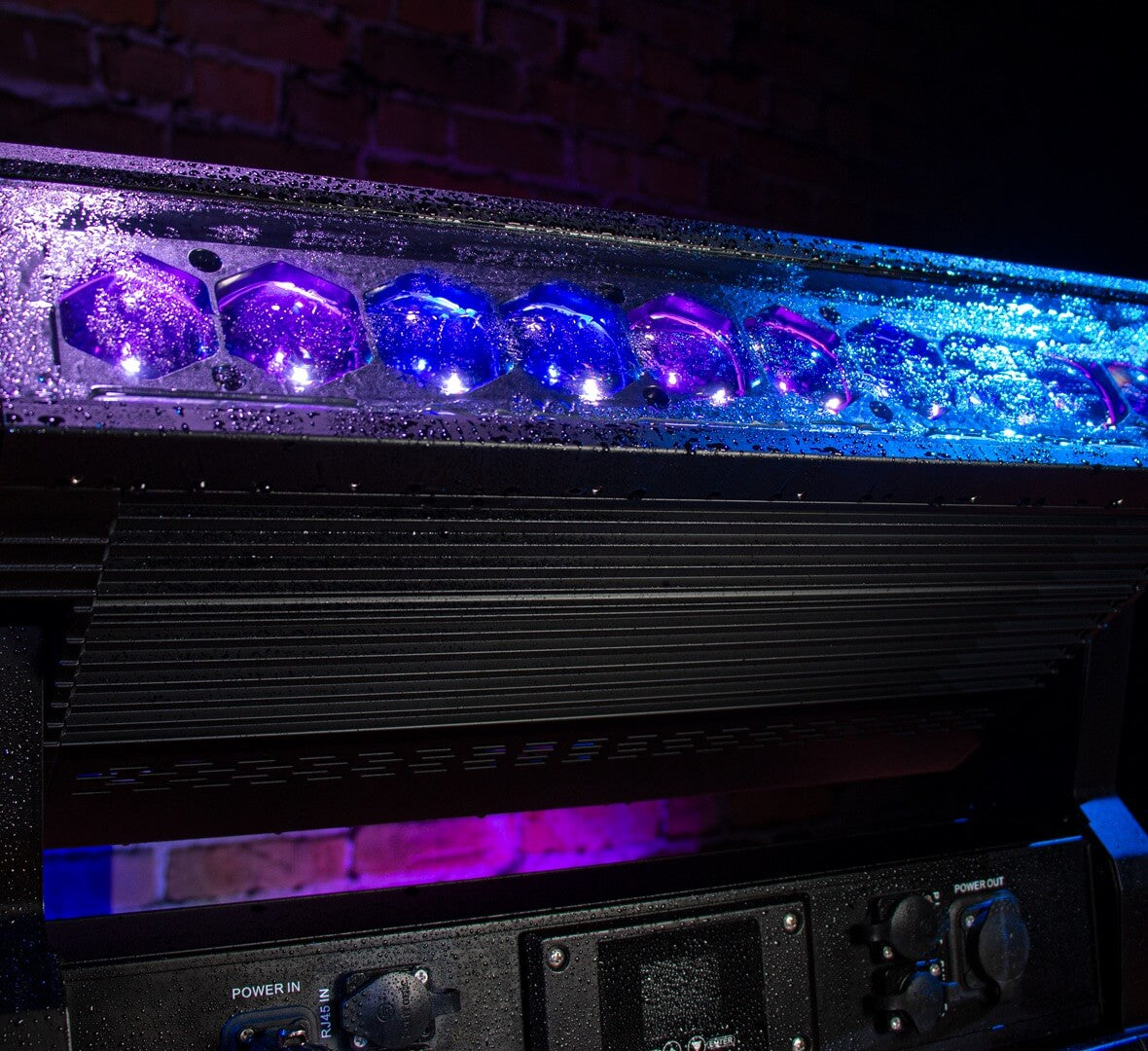 Blizzard Lighting MystACL Z IP - LED Moving Head Zoomable Batten, wet