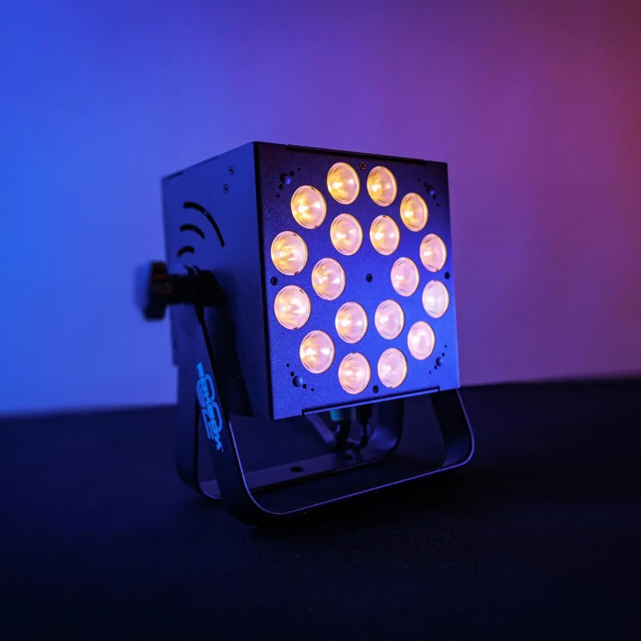 Blizzard Lighting RokBox G2 EXA - 18x 15W RGBAW+UV LED Par Wash Light, warm white