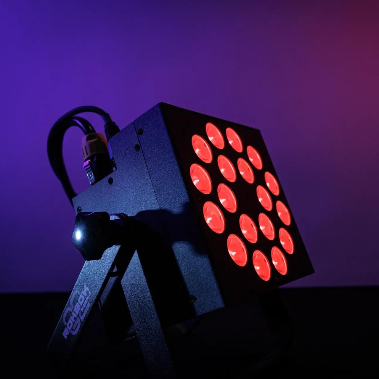Blizzard Lighting RokBox G2 RGBALC - 18x 15W LED Par Wash Light, red lights with purple background