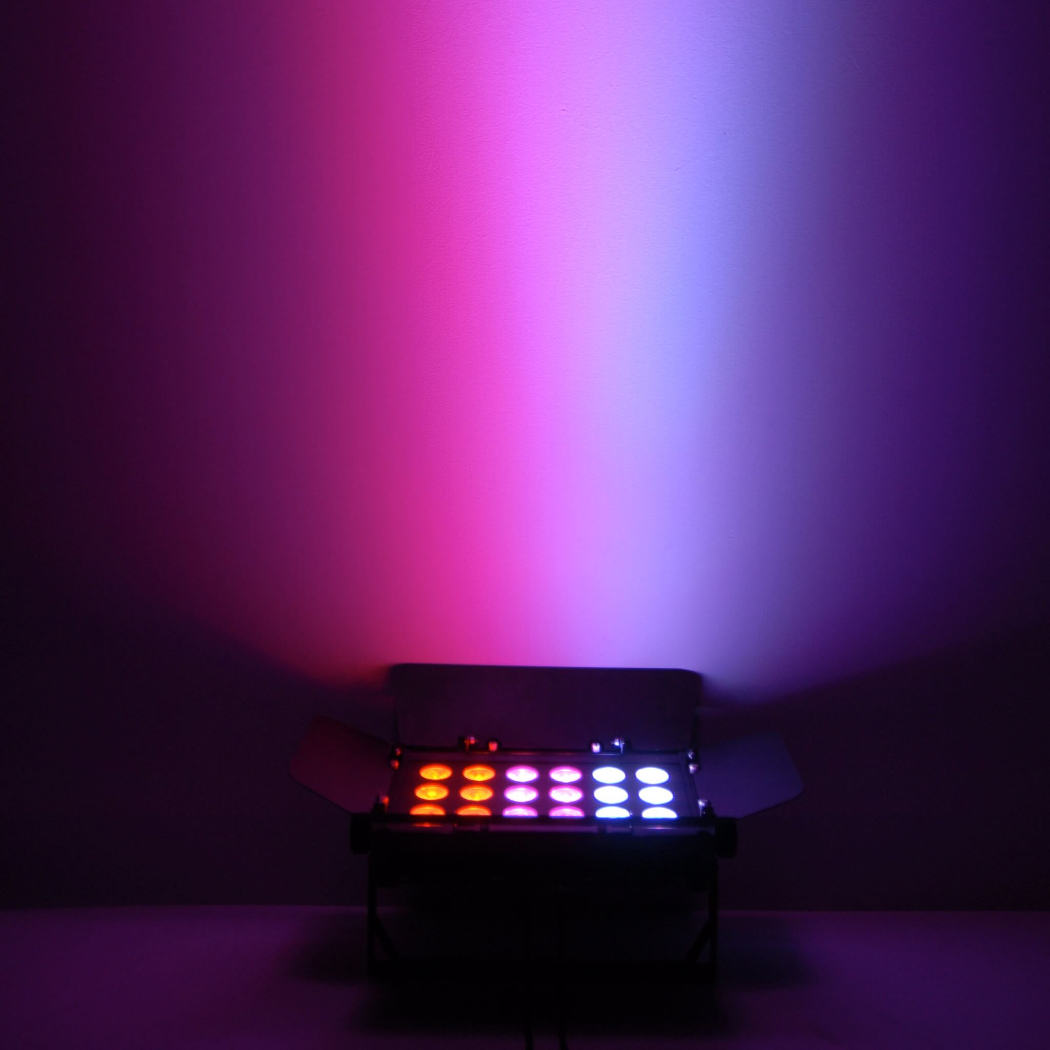 Chauvet DJ SlimBANK H18 ILS - RGBAW+UV LED Wash Light with Effects, effects2