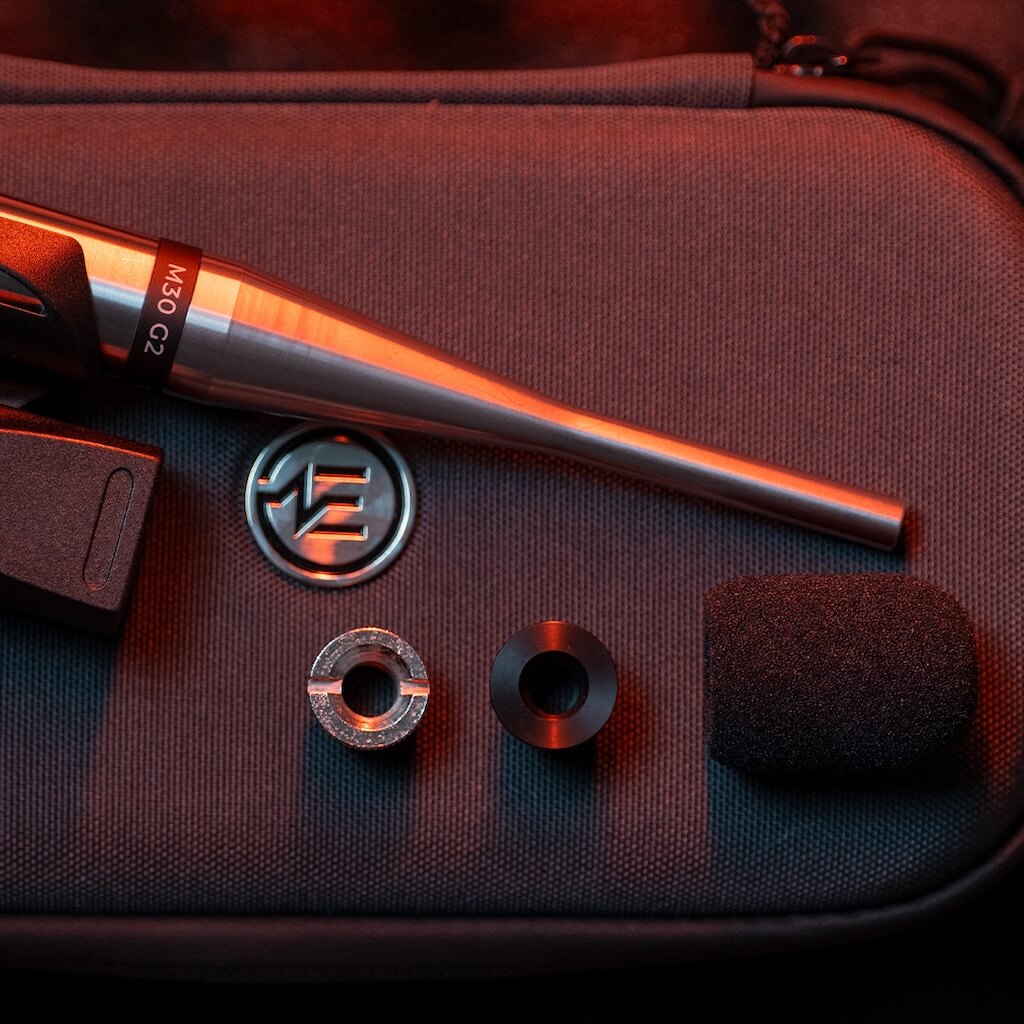 Earthworks M23 G2 - 23kHz Measurement Microphone, included accessories