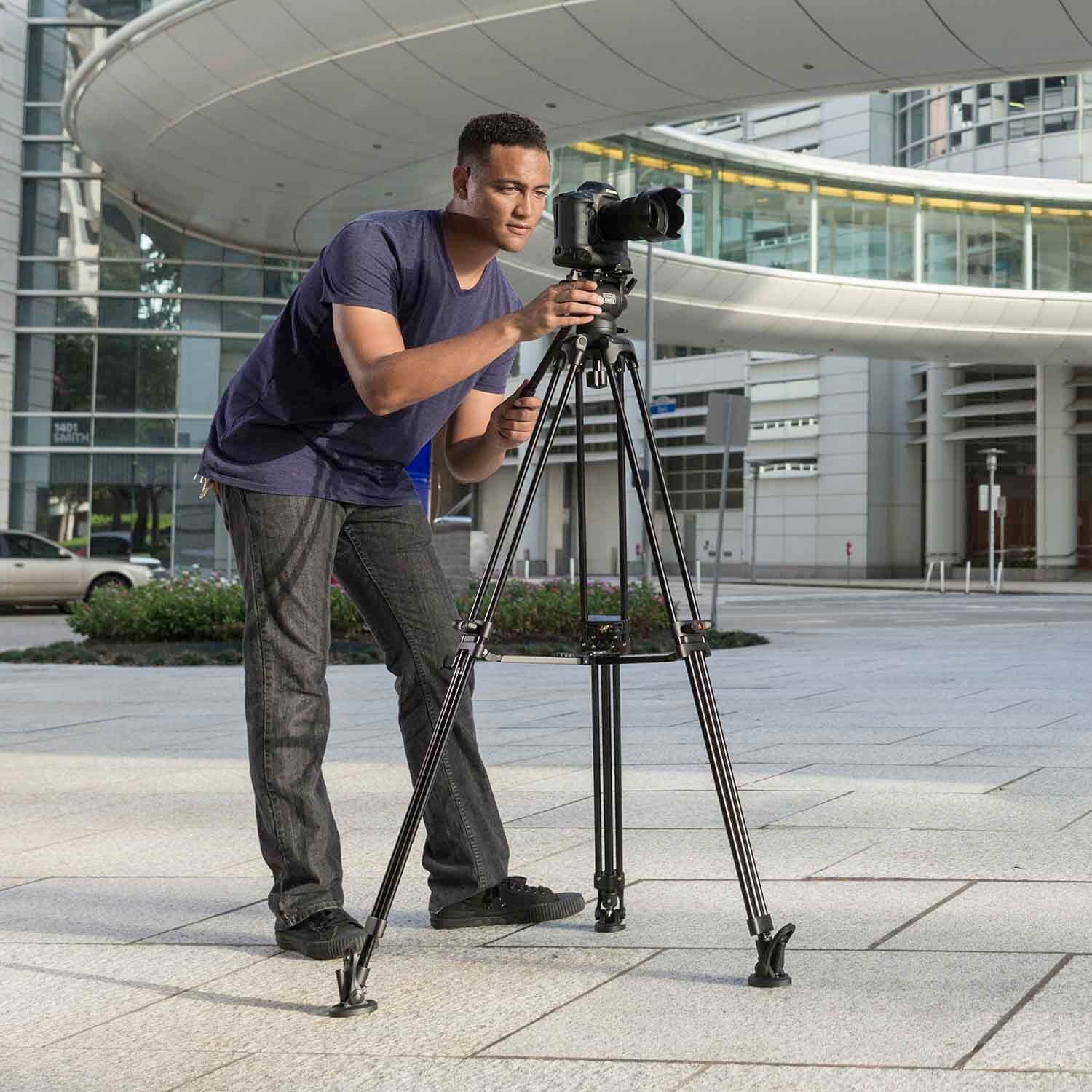 E-Image EG03A2 - Aluminum Tripod with 75mm Fluid Drag Video Head, lifestyle photo 1