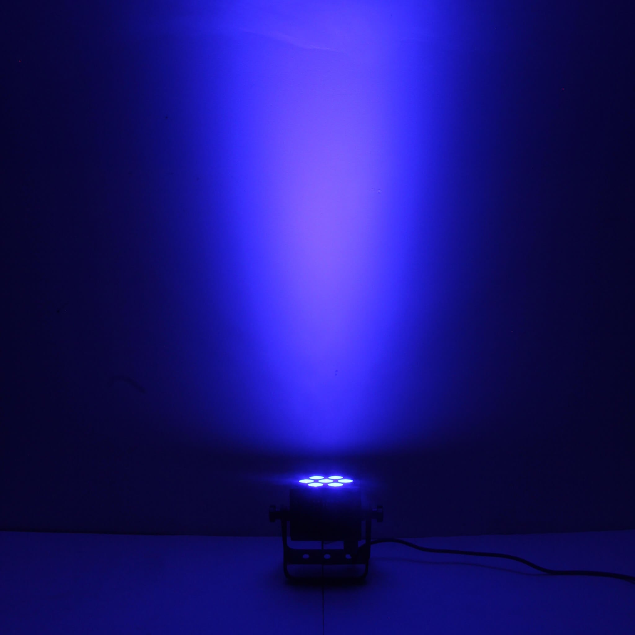 Mega-Lite Baby Color Q70 - Compact LED Wash Light, blue