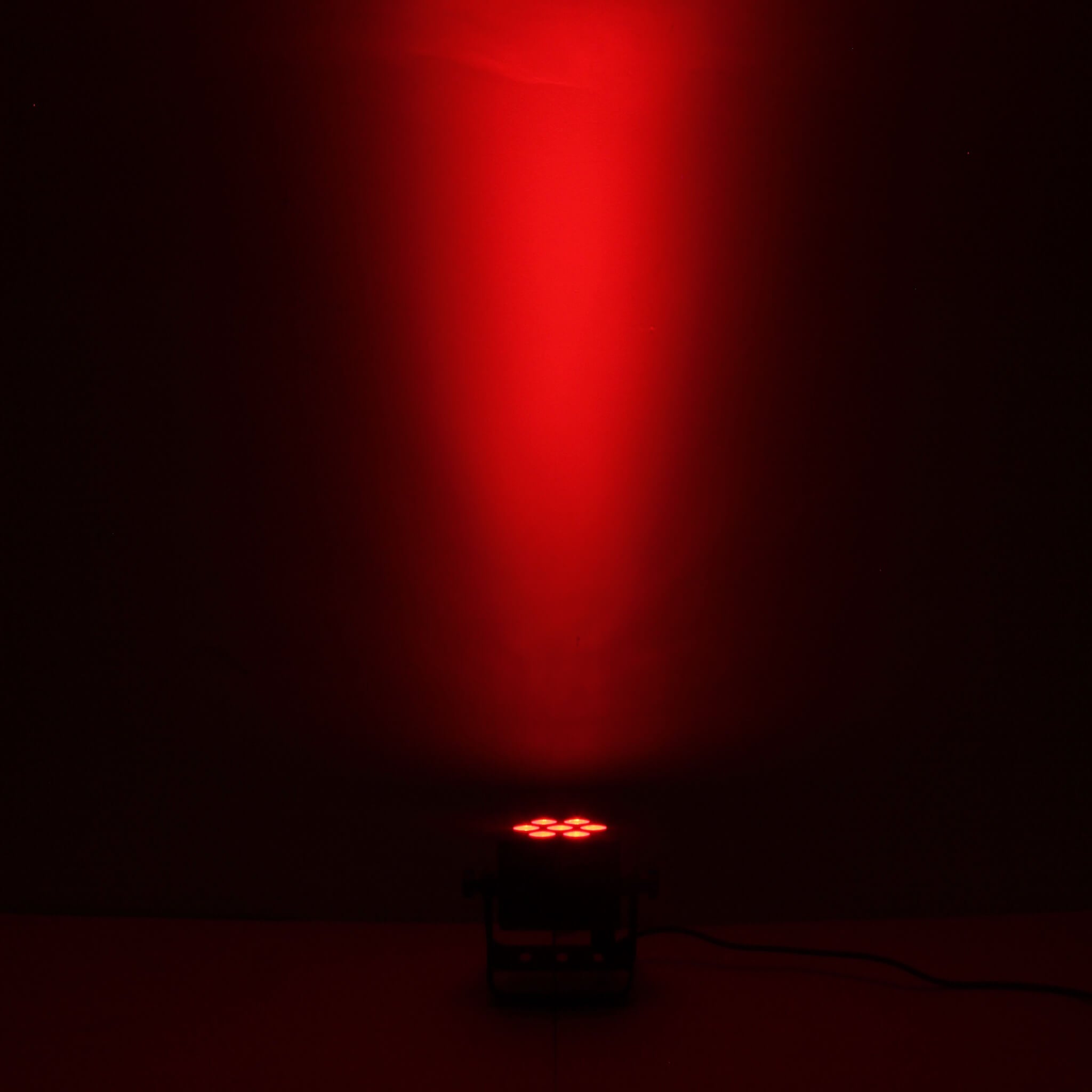 Mega-Lite Baby Color Q70 - Compact LED Wash Light, red