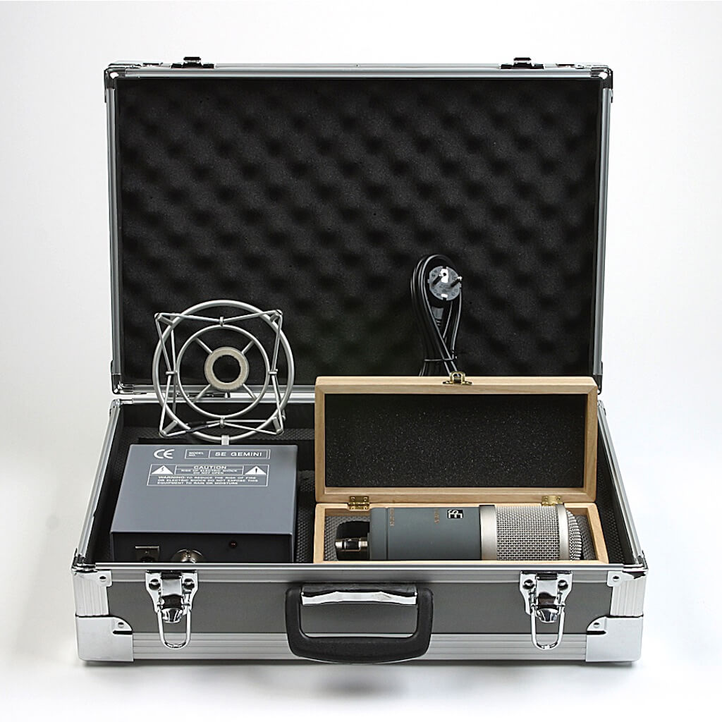 sE Electronics Gemini II - Dual Tube Cardioid Condenser Microphone, case