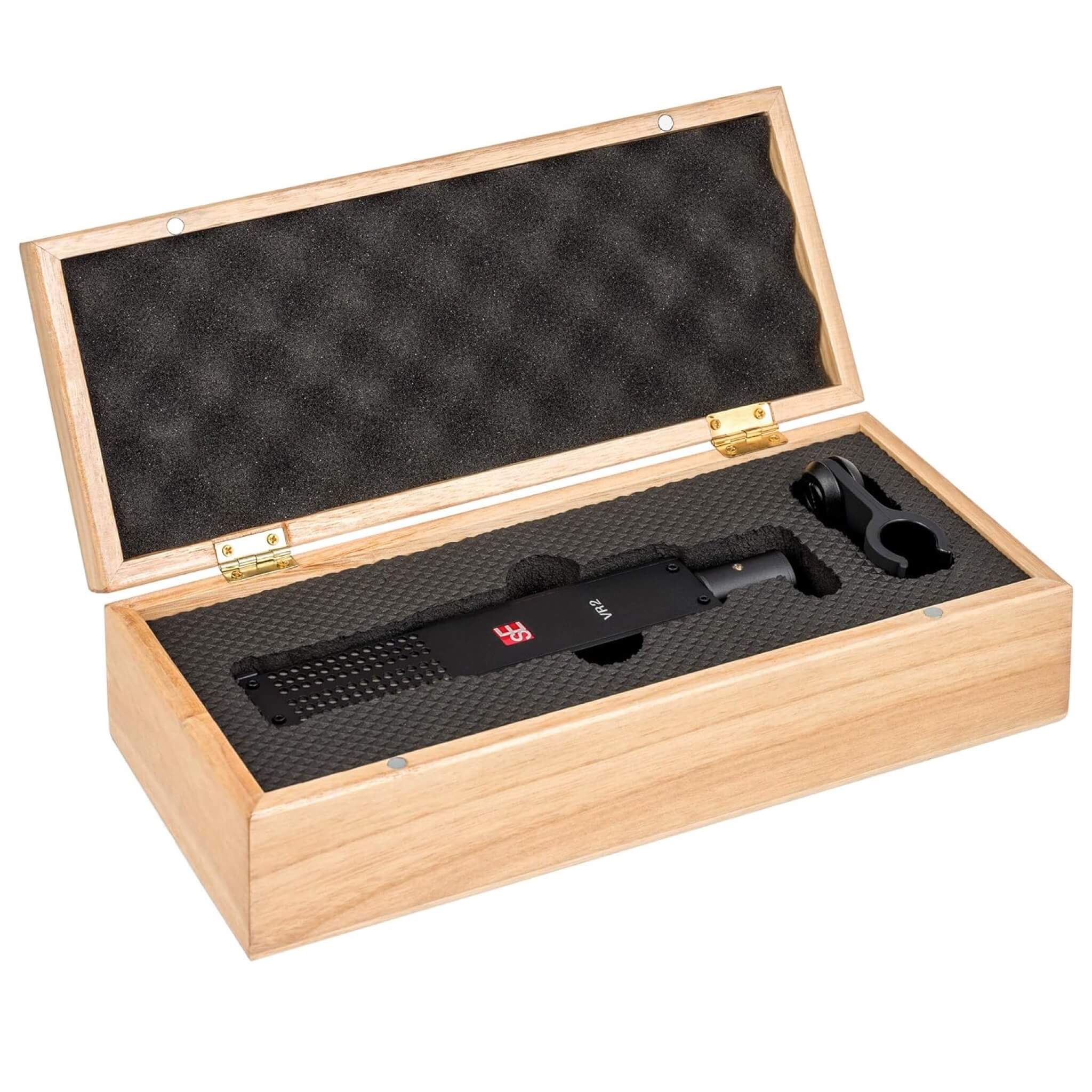 sE Electronics VR2 - Active Ribbon Microphone with Shockmount and Case