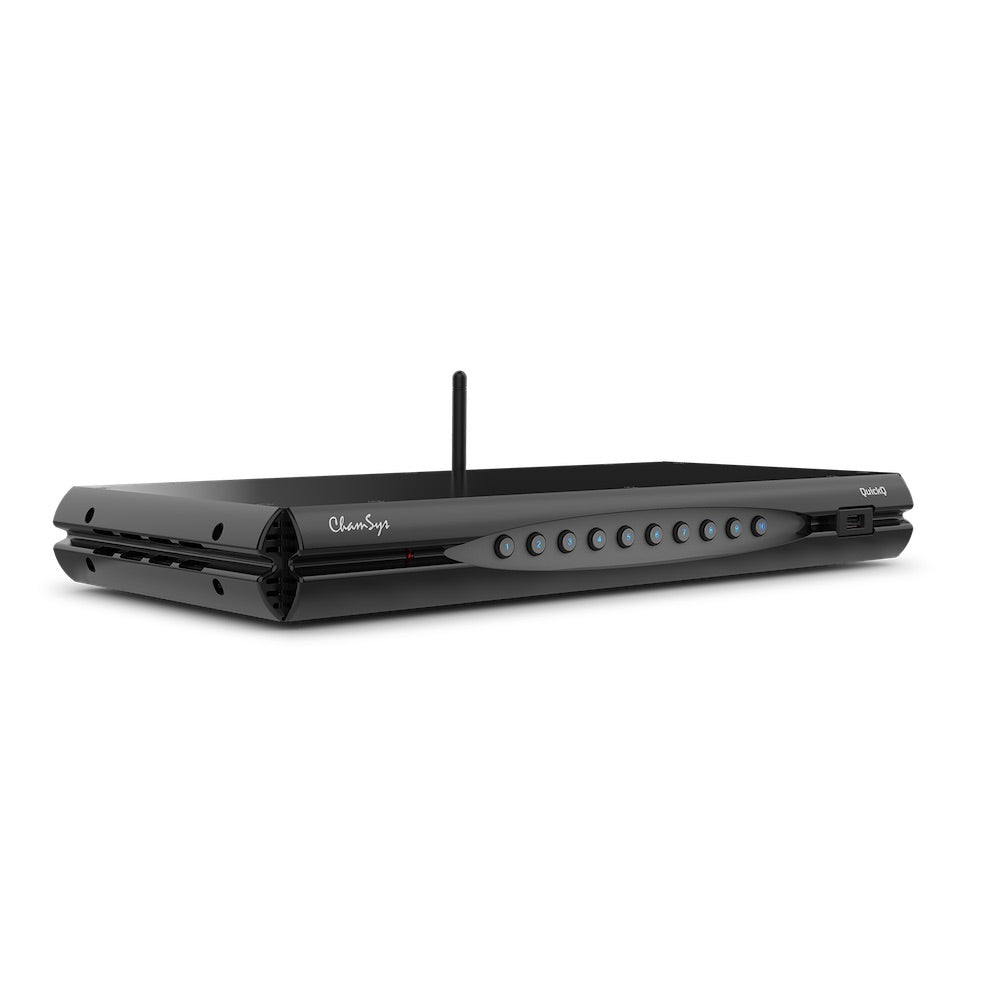 ChamSys QuickQ Rack - Rackmount Lighting Console, right
