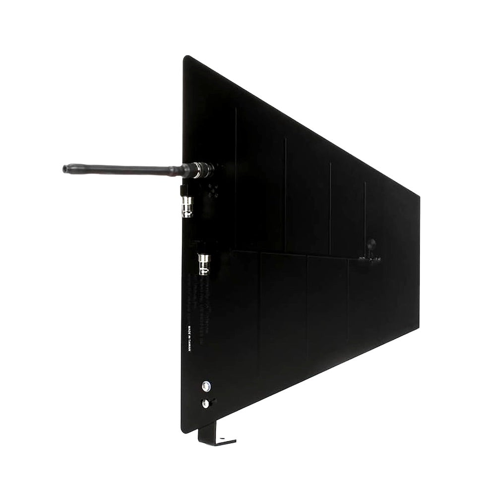 RF Venue Diversity Fin Antenna with Wall Mount Bracket, Black
