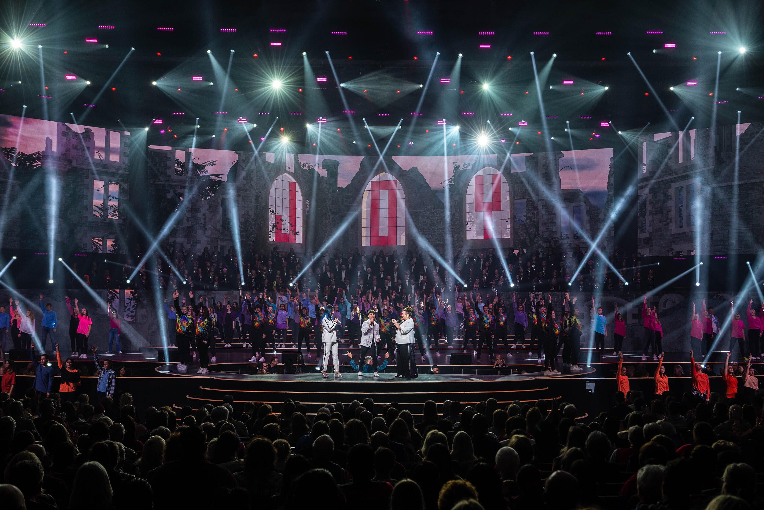 With as many as 1,000 people onstage and 40 channels of wireless microphones, Prestonwood Baptist Church celebrates the year’s major holidays with massive productions with many moving parts all taking place in a highly challenging RF environment.