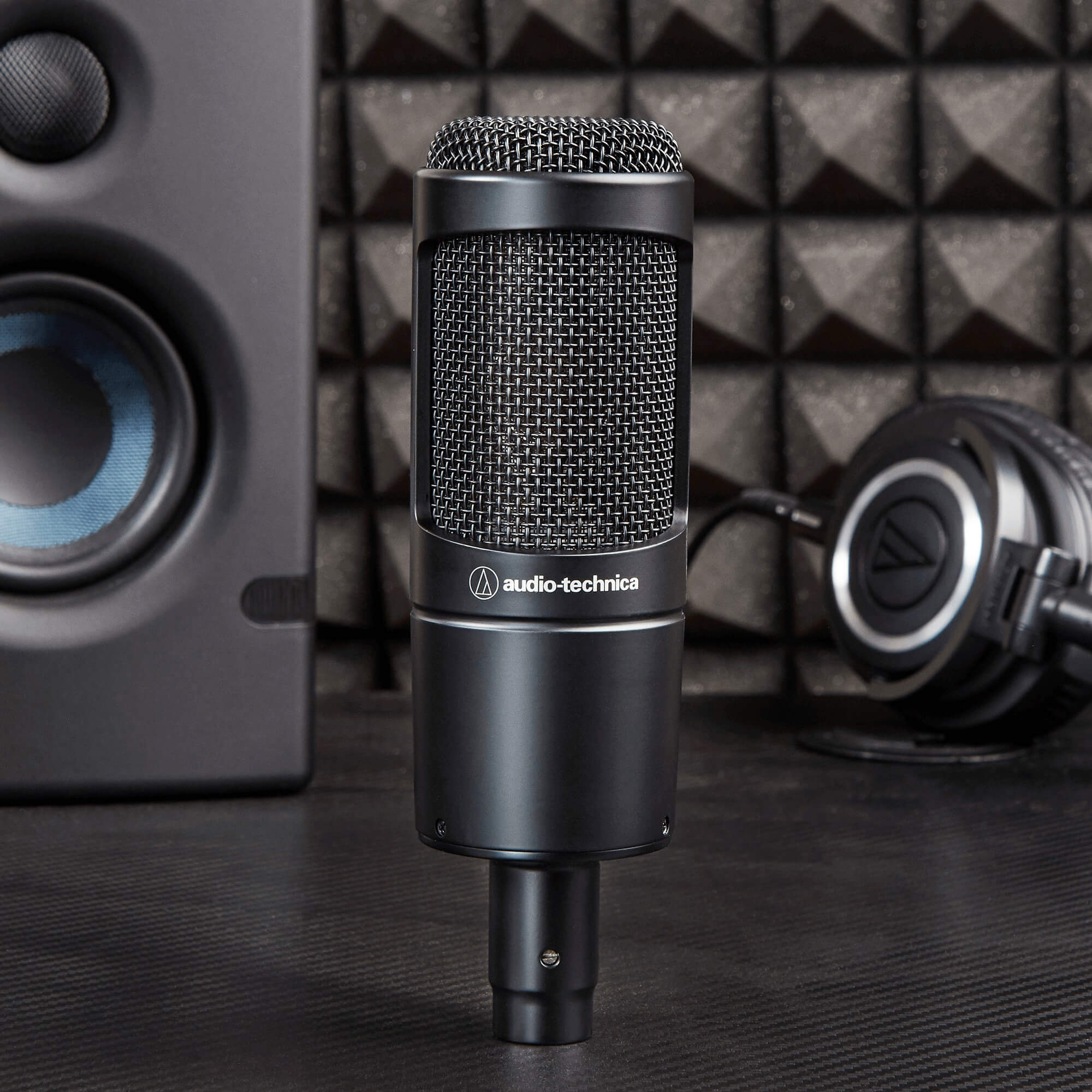 Audio-Technica AT2035 - Cardioid Condenser Side-Address Microphone