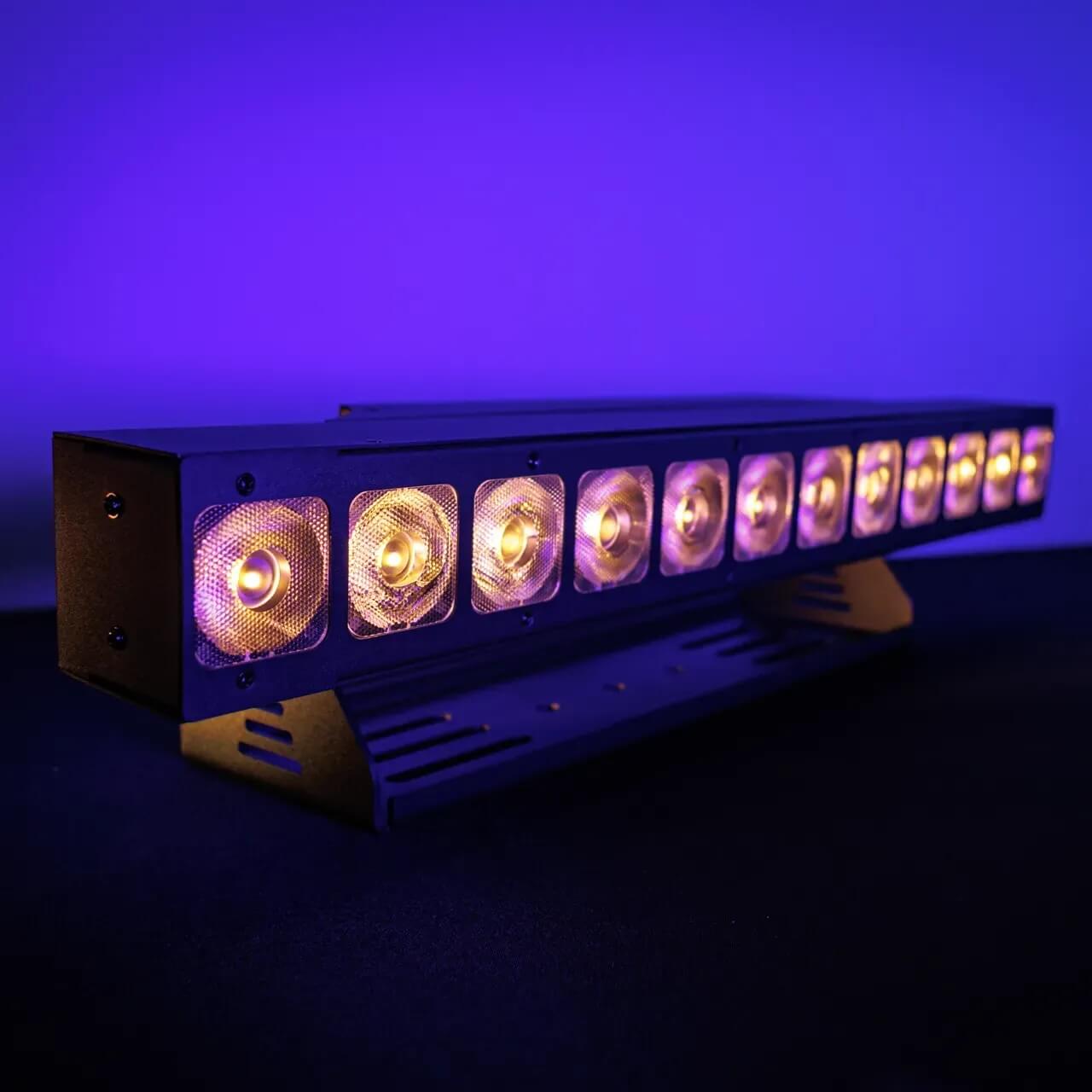 Blizzard Lighting HotStik G2 EXA - 6-in-1 RGBAW+UV LED Wash Bar, warm white
