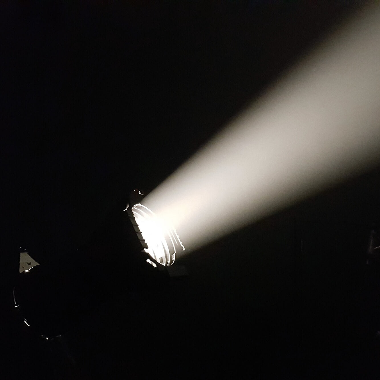 Blizzard Lighting Prima Profile WW - LED Ellipsoidal Spot Fixture, beam