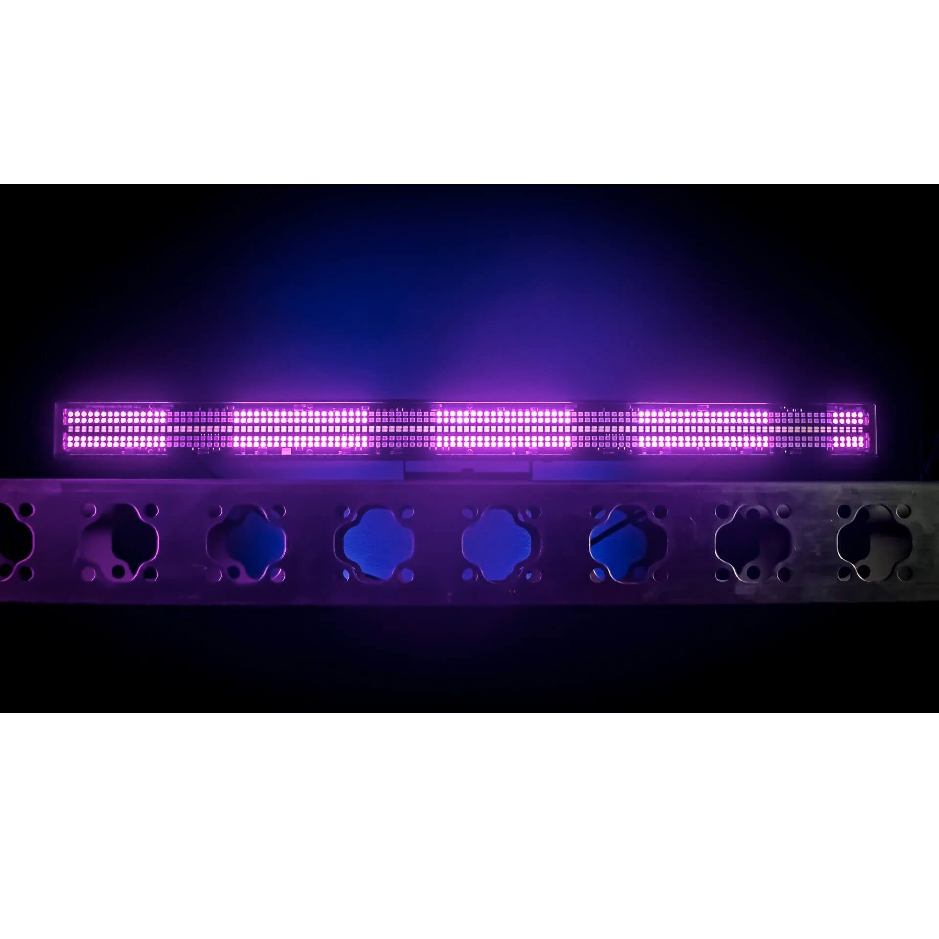 Blizzard Lighting StormChaser SuperHot - 1m LED Linear Effect Fixture