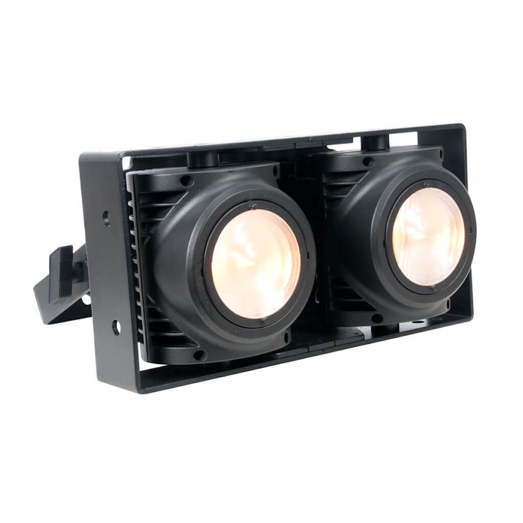 Elation DTW Blinder 350 IP - 2x 175W Dim-to-Warm LED Blinder, angle