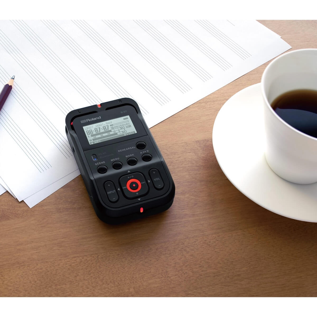 Roland R-07 - Portable High-Resolution Audio Recorder, table