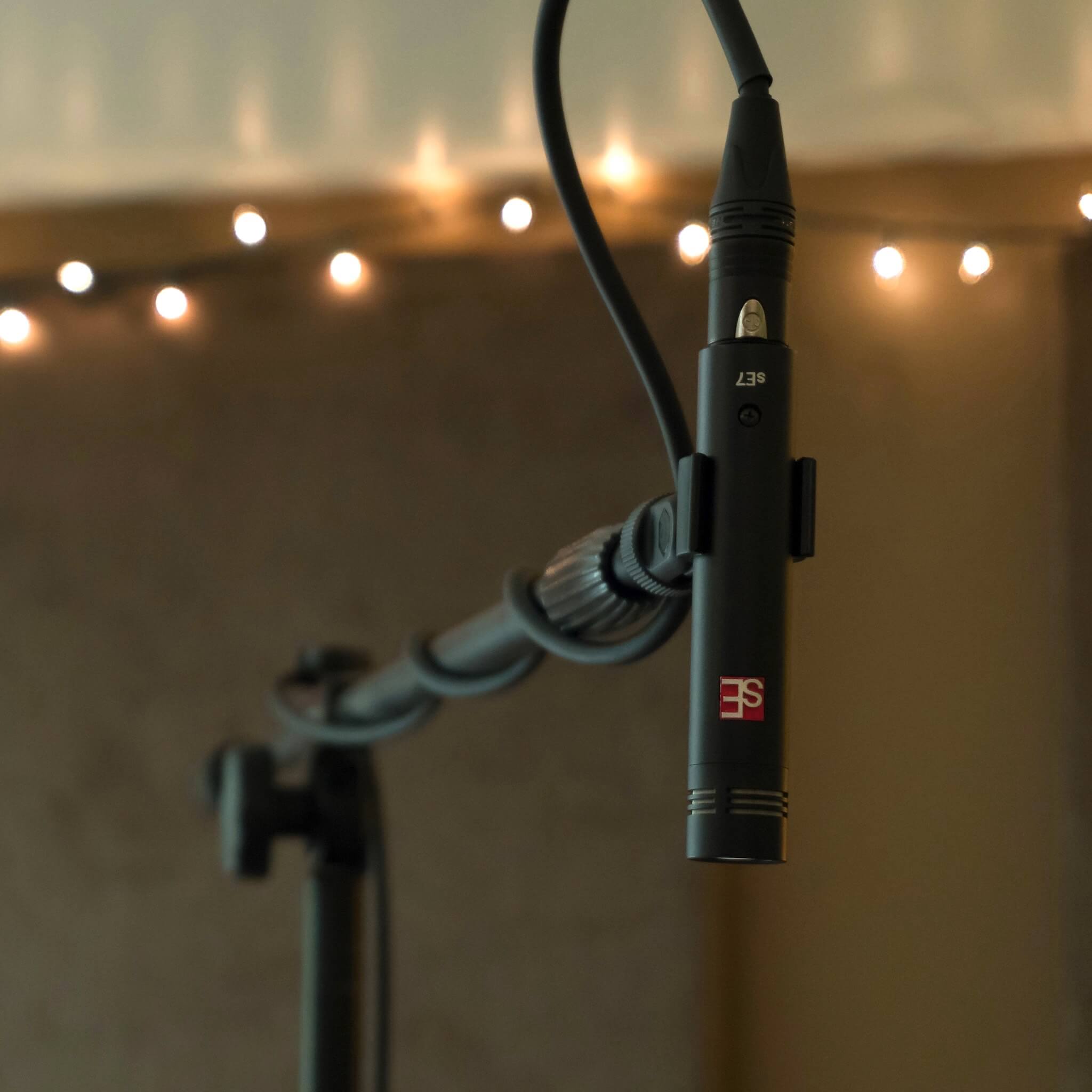 sE Electronics sE7 - Small Diaphragm Cardioid Condenser Microphone, in use overhead