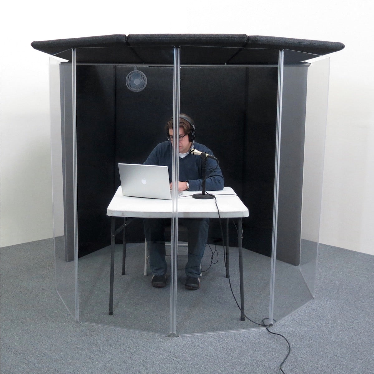 ClearSonic IPI - IsoPac I Vocal Isolation Booth Package, with person