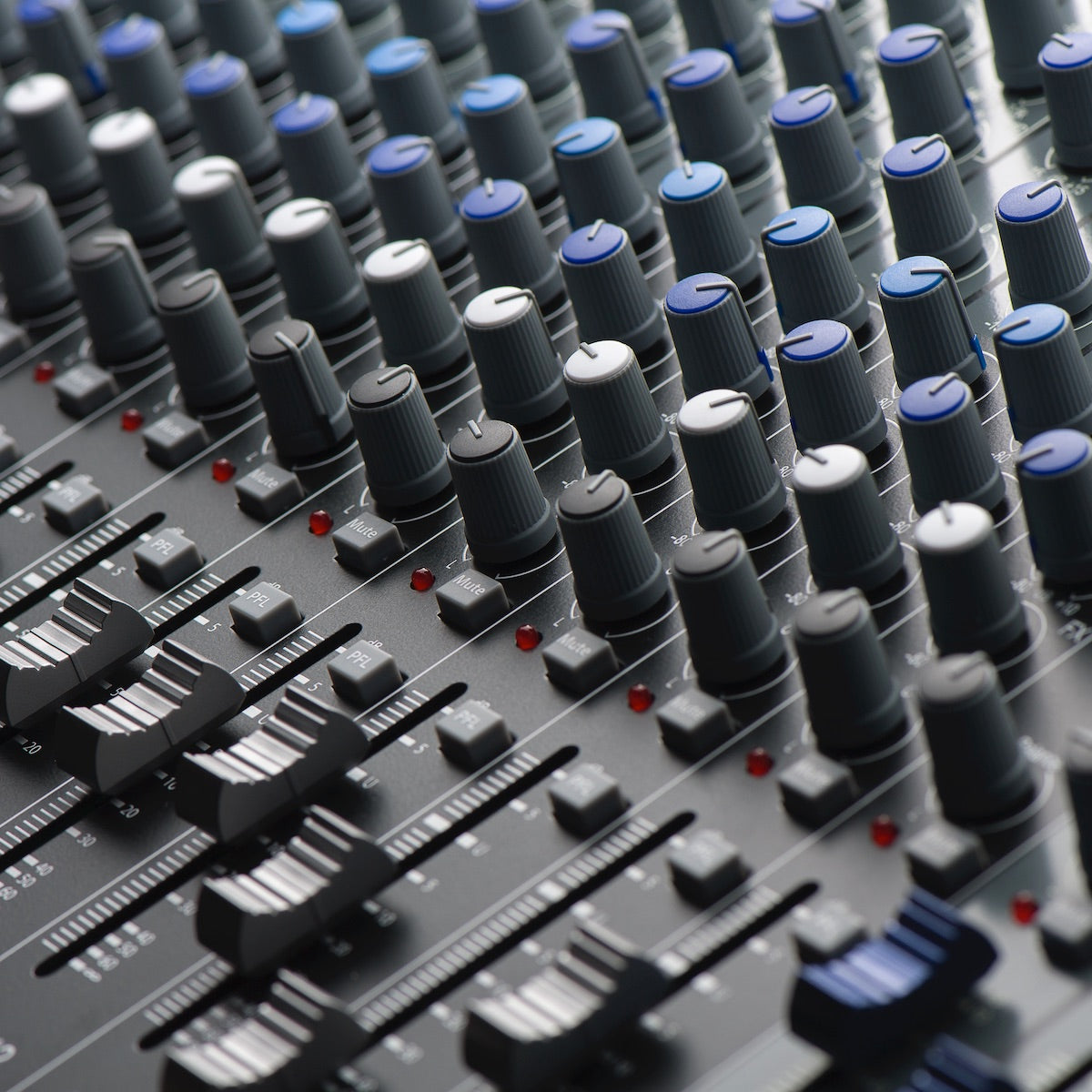 PreSonus StudioLive AR16c - 18-channel Analog USB-C Mixer with Effects